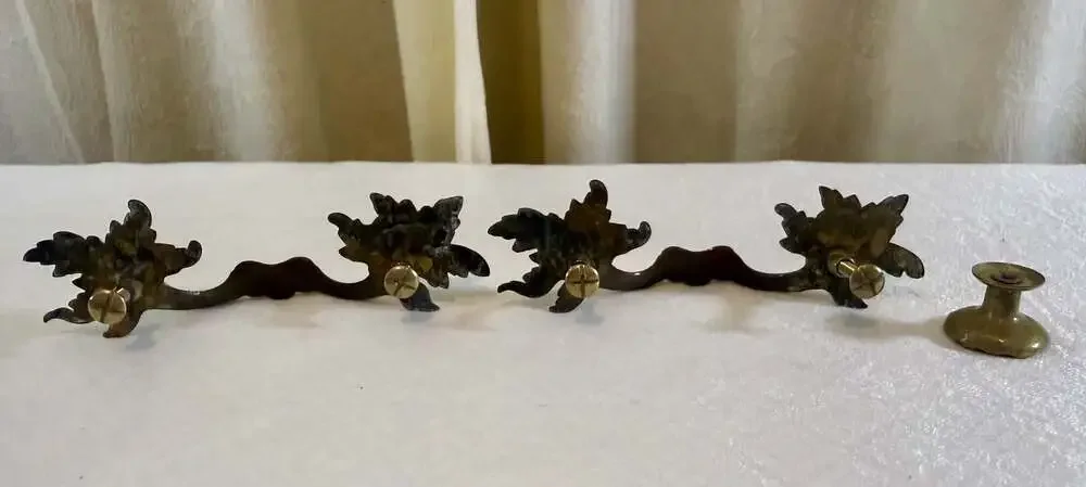 Vintage French Provincial Ornate Floral Brass Drawer Pulls and Knob Set